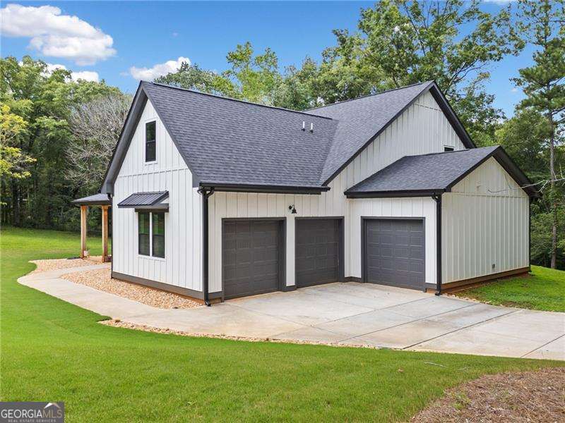 2943 Dabbs Bridge Road Dallas GA 30132