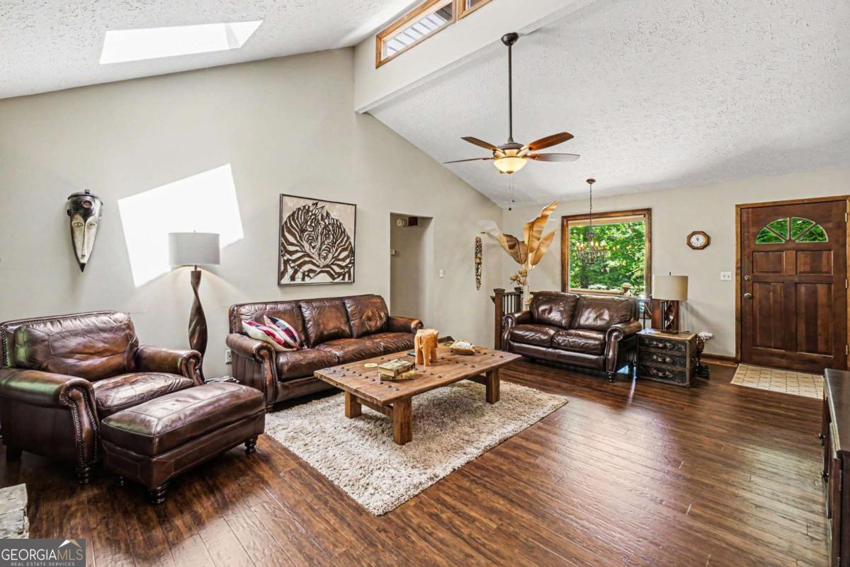 2192 Mohawk Trail Acworth GA 30102