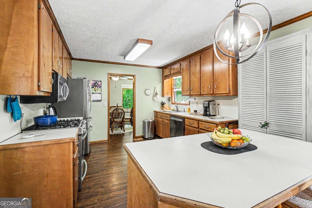 2192 Mohawk Trail Acworth GA 30102