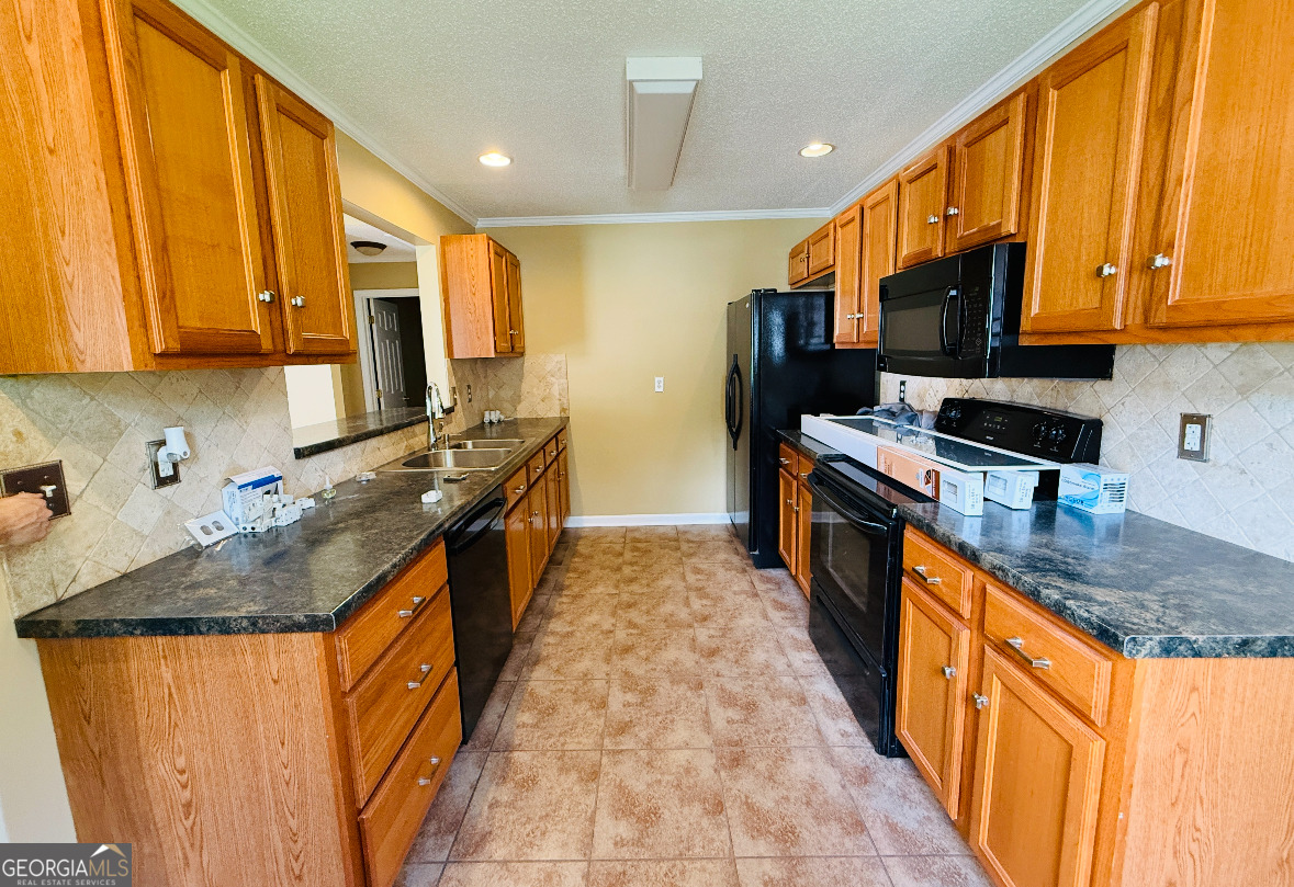 153 Crest Pointe Bremen GA 30110