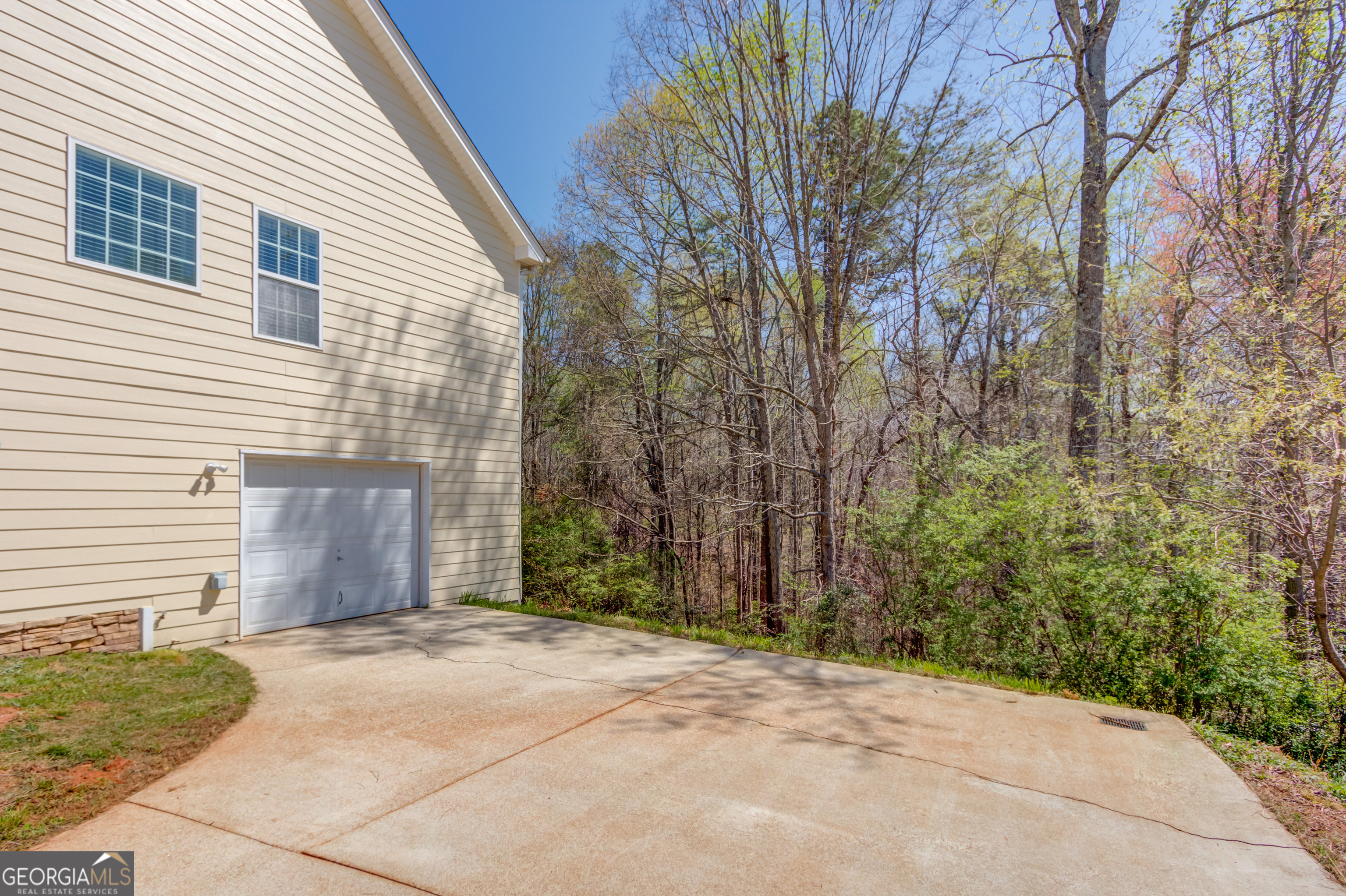 231 Station Drive Pendergrass GA 30567