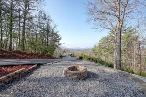 1327 Highland Trace Blairsville GA 30512