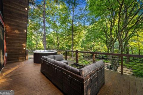 60 Magnolia Trail Mccaysville GA 30555