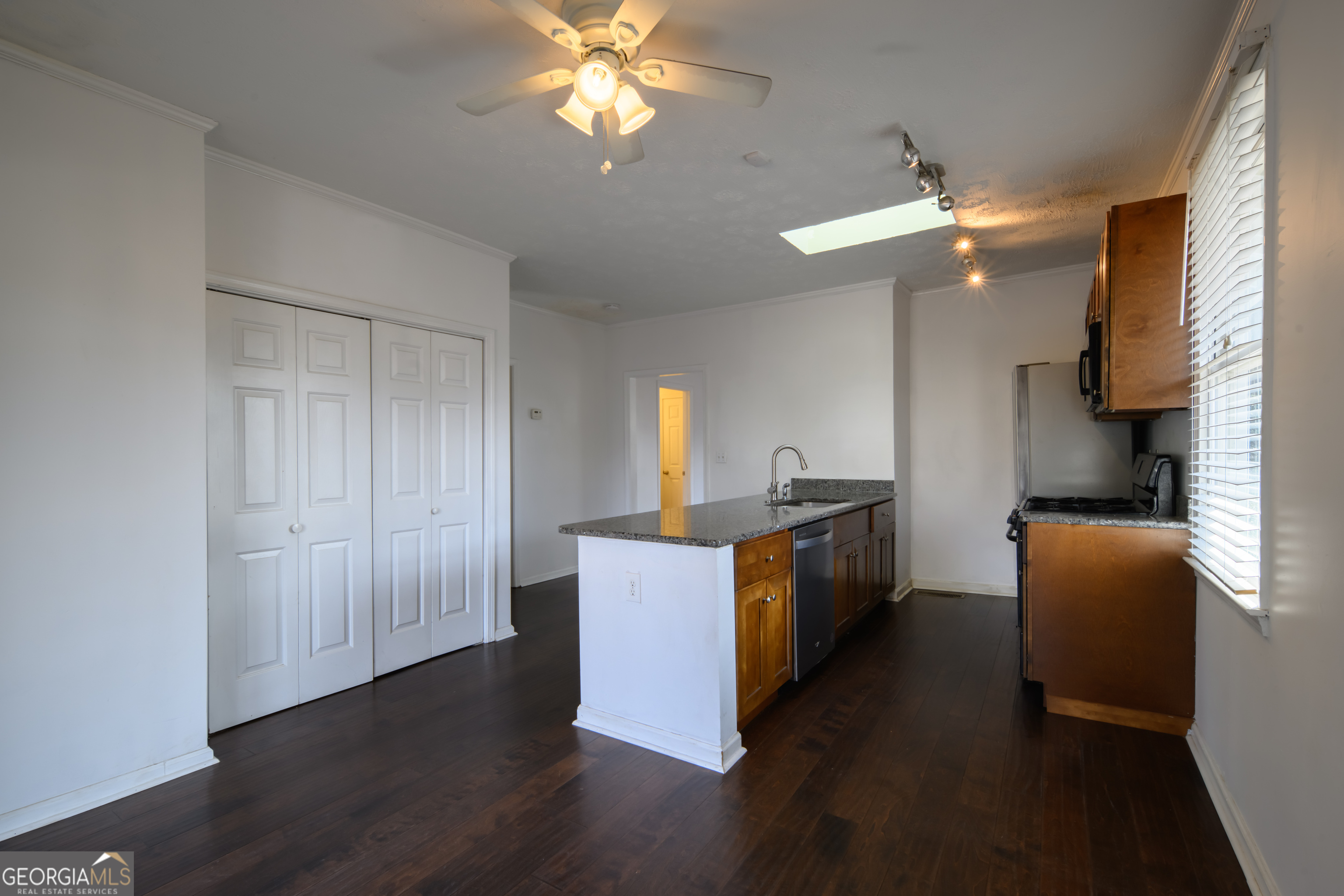 2881 Parrott Avenue NW Atlanta GA 30318
