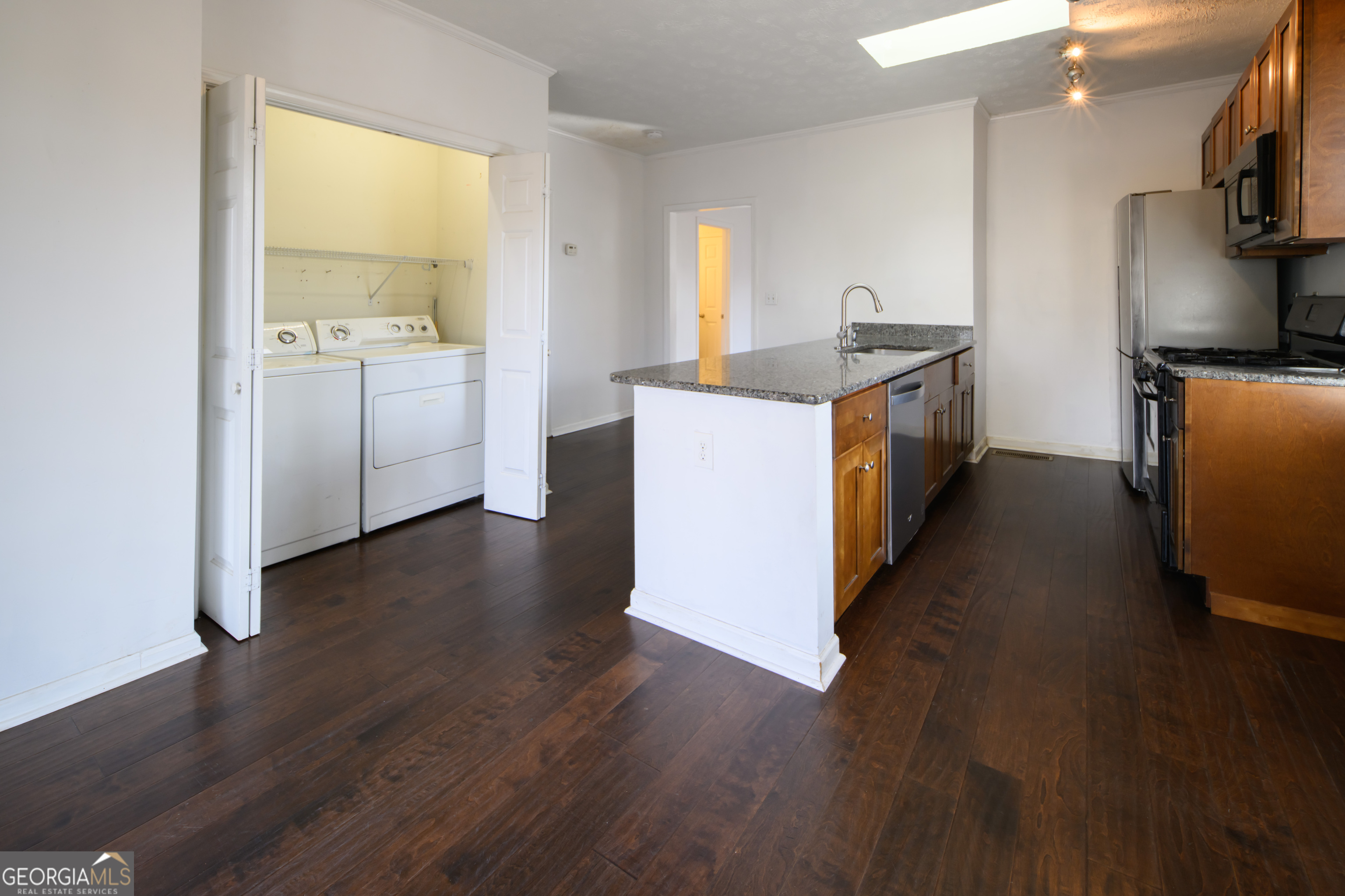 2881 Parrott Avenue NW Atlanta GA 30318