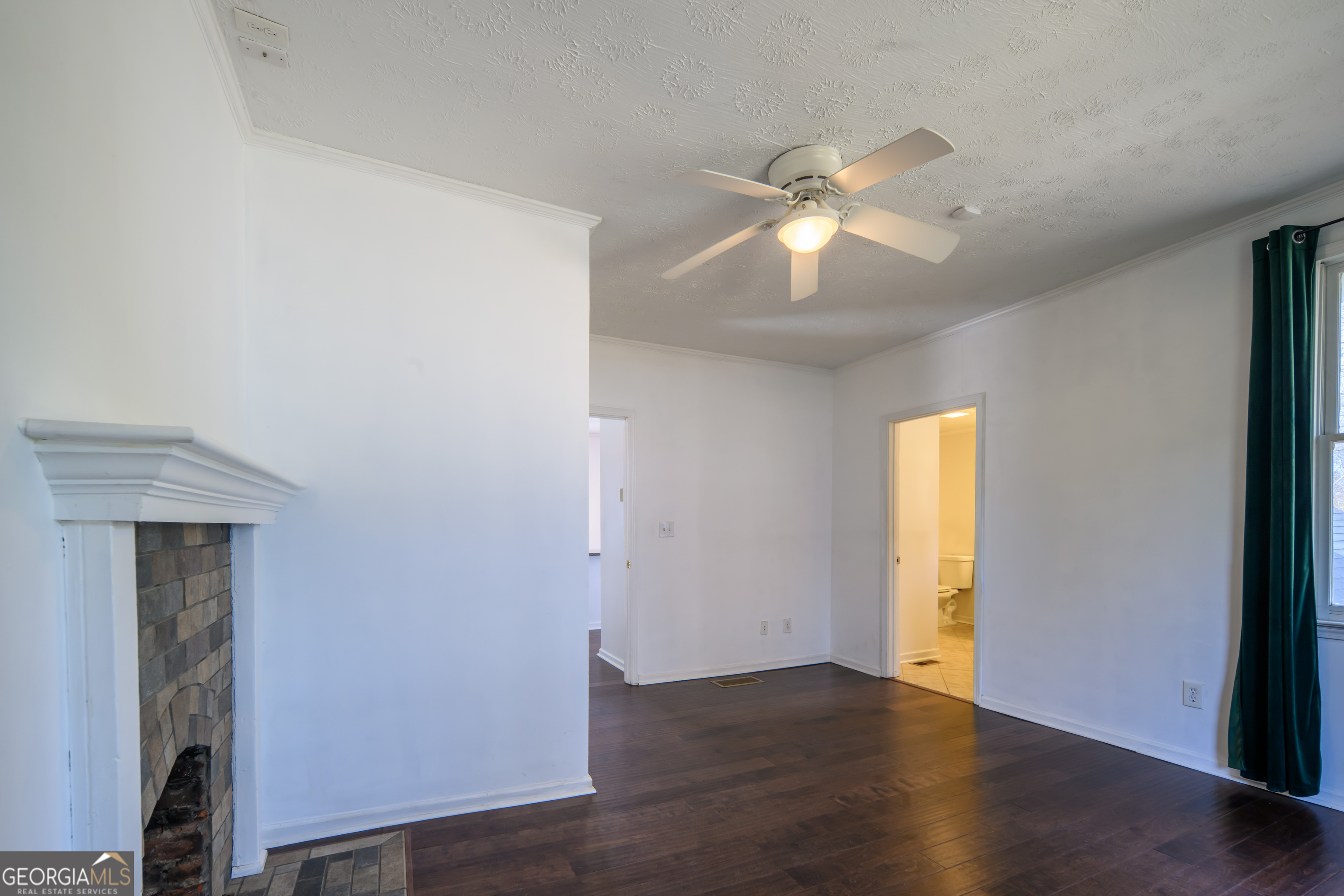2881 Parrott Avenue NW Atlanta GA 30318
