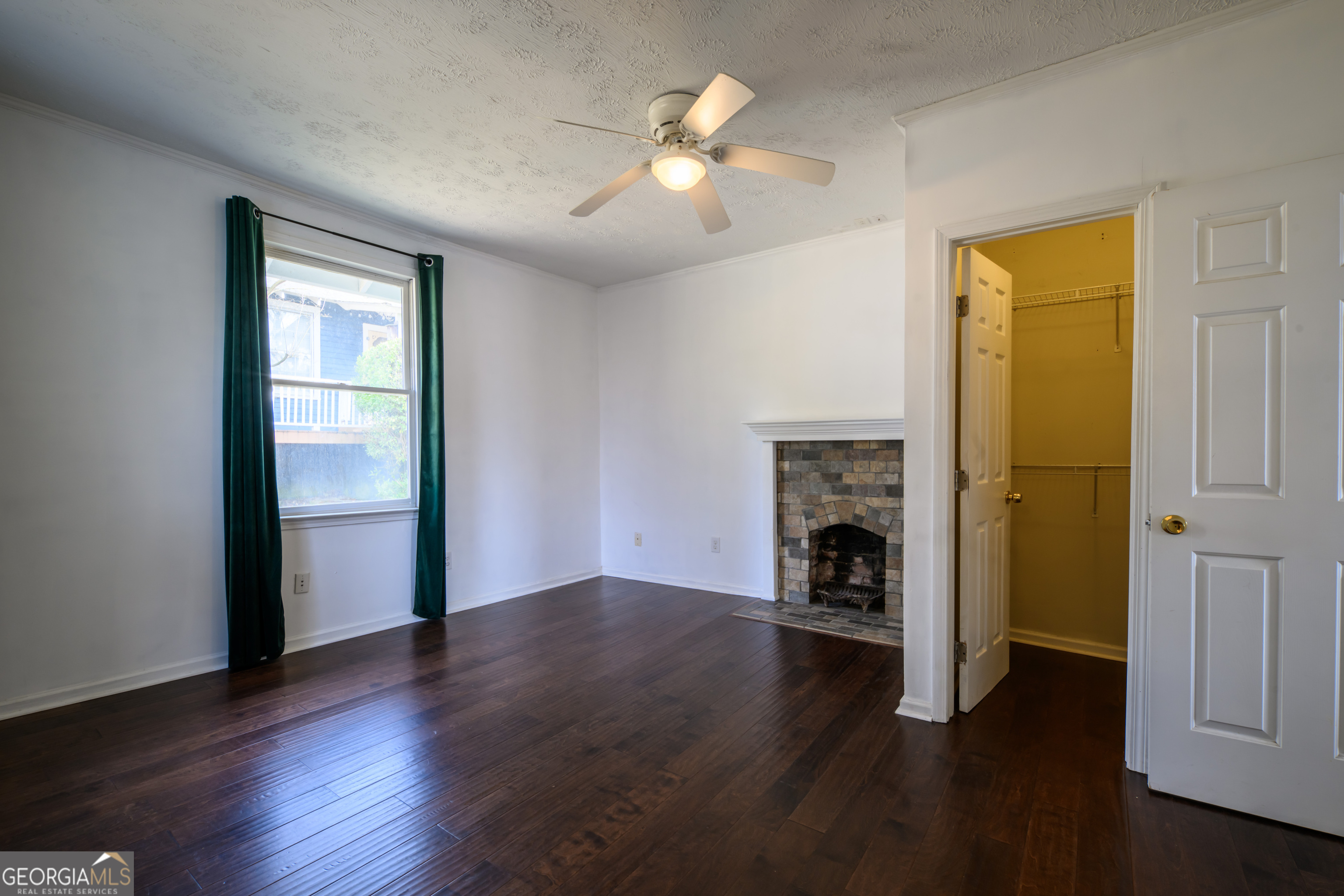 2881 Parrott Avenue NW Atlanta GA 30318