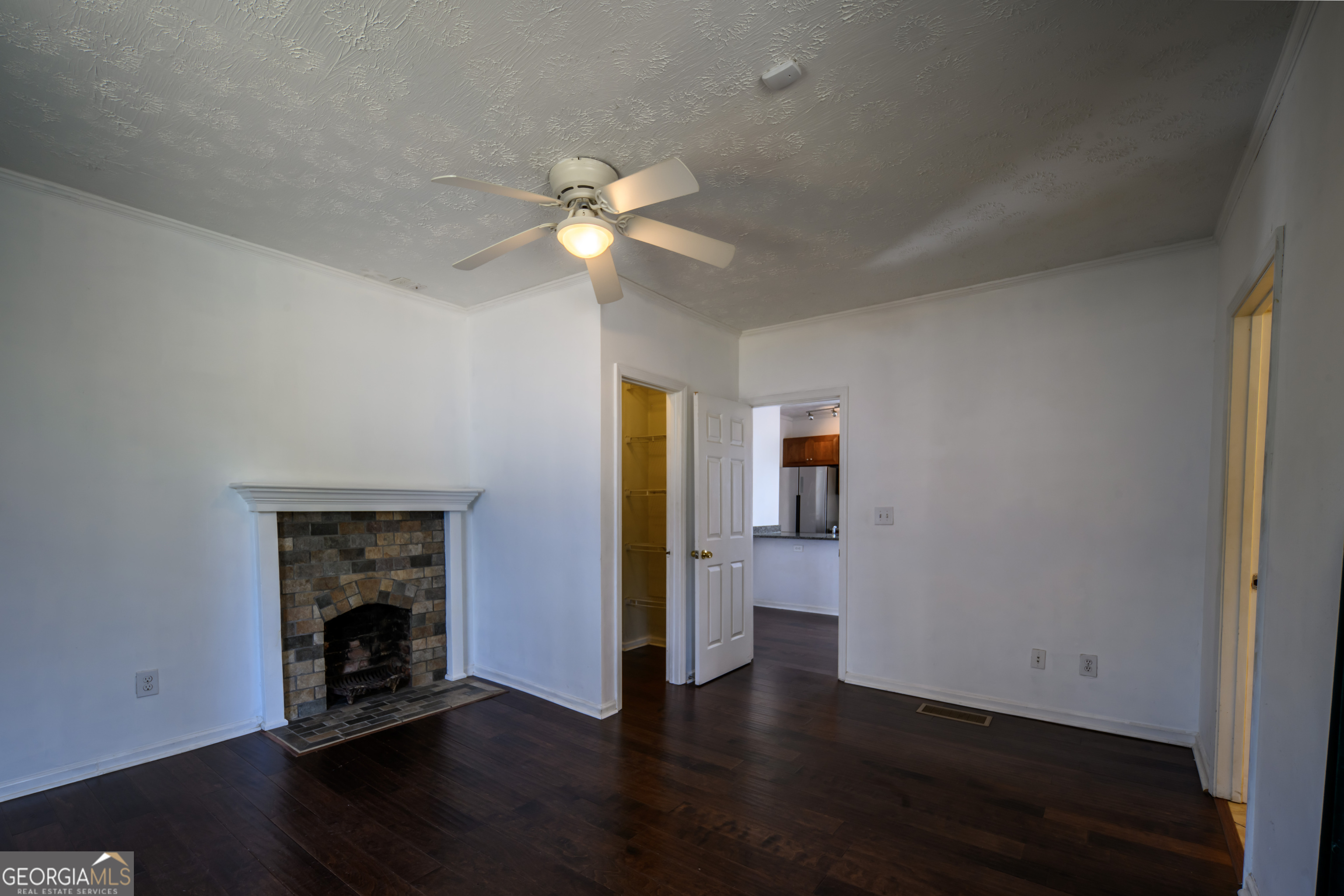 2881 Parrott Avenue NW Atlanta GA 30318