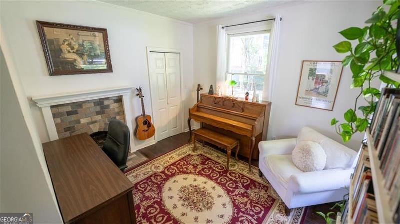 2881 Parrott Avenue NW Atlanta GA 30318