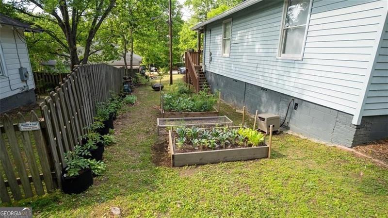 2881 Parrott Avenue NW Atlanta GA 30318