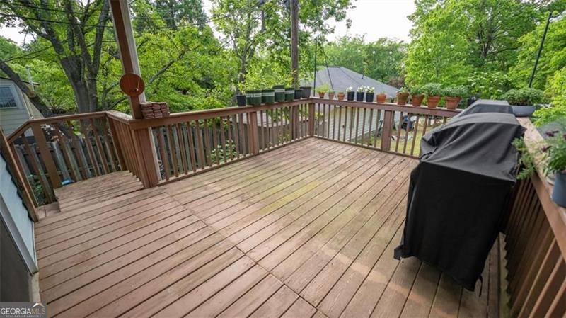 2881 Parrott Avenue NW Atlanta GA 30318