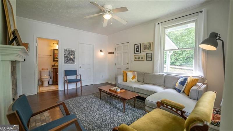 2881 Parrott Avenue NW Atlanta GA 30318