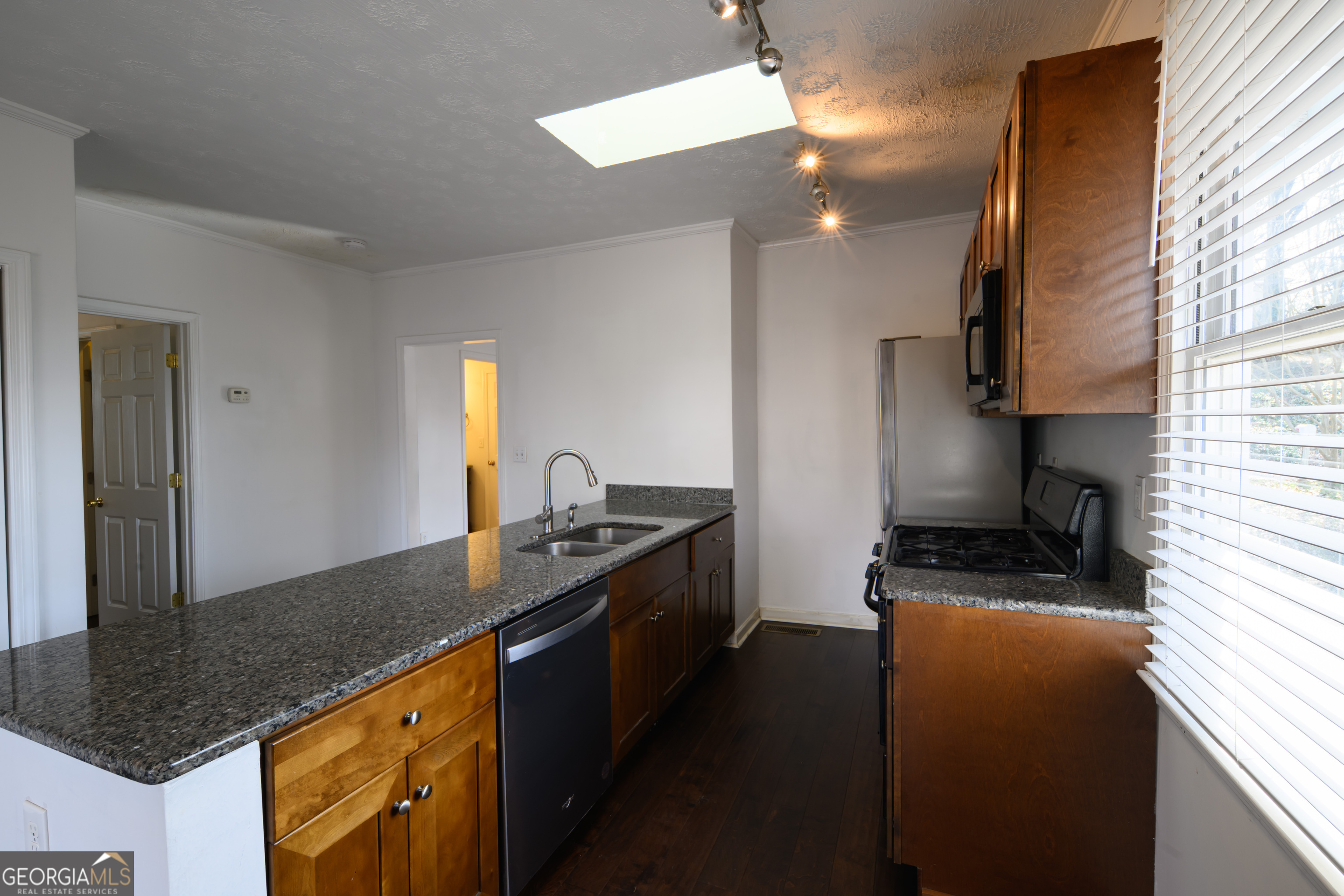 2881 Parrott Avenue NW Atlanta GA 30318