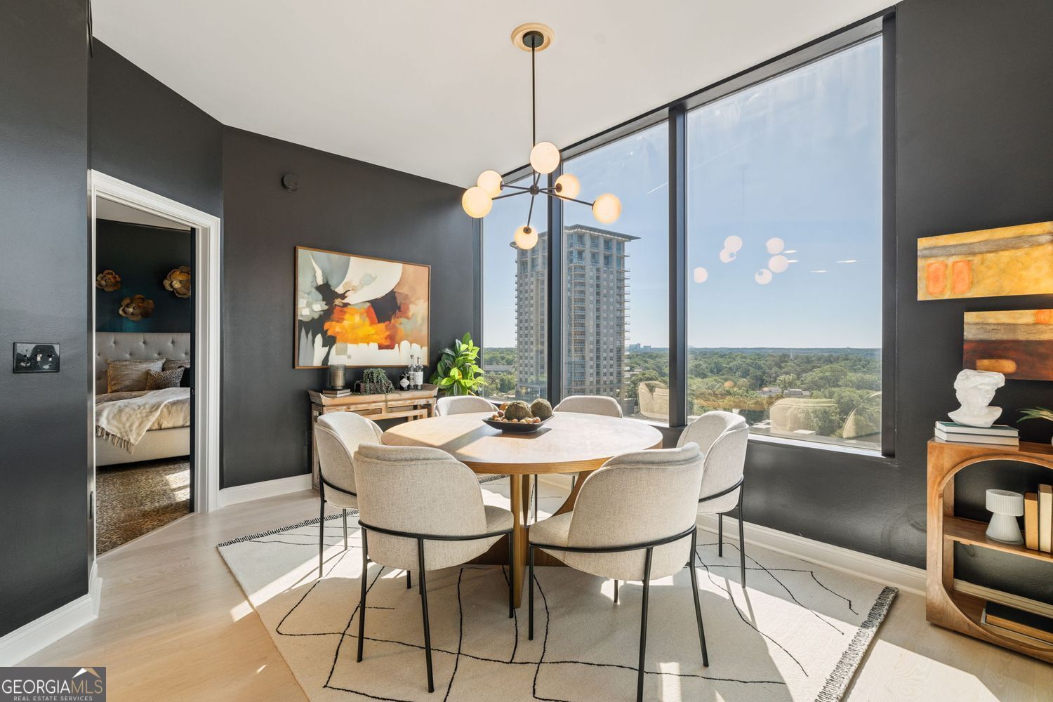 2828 Peachtree Road NW Atlanta GA 30305