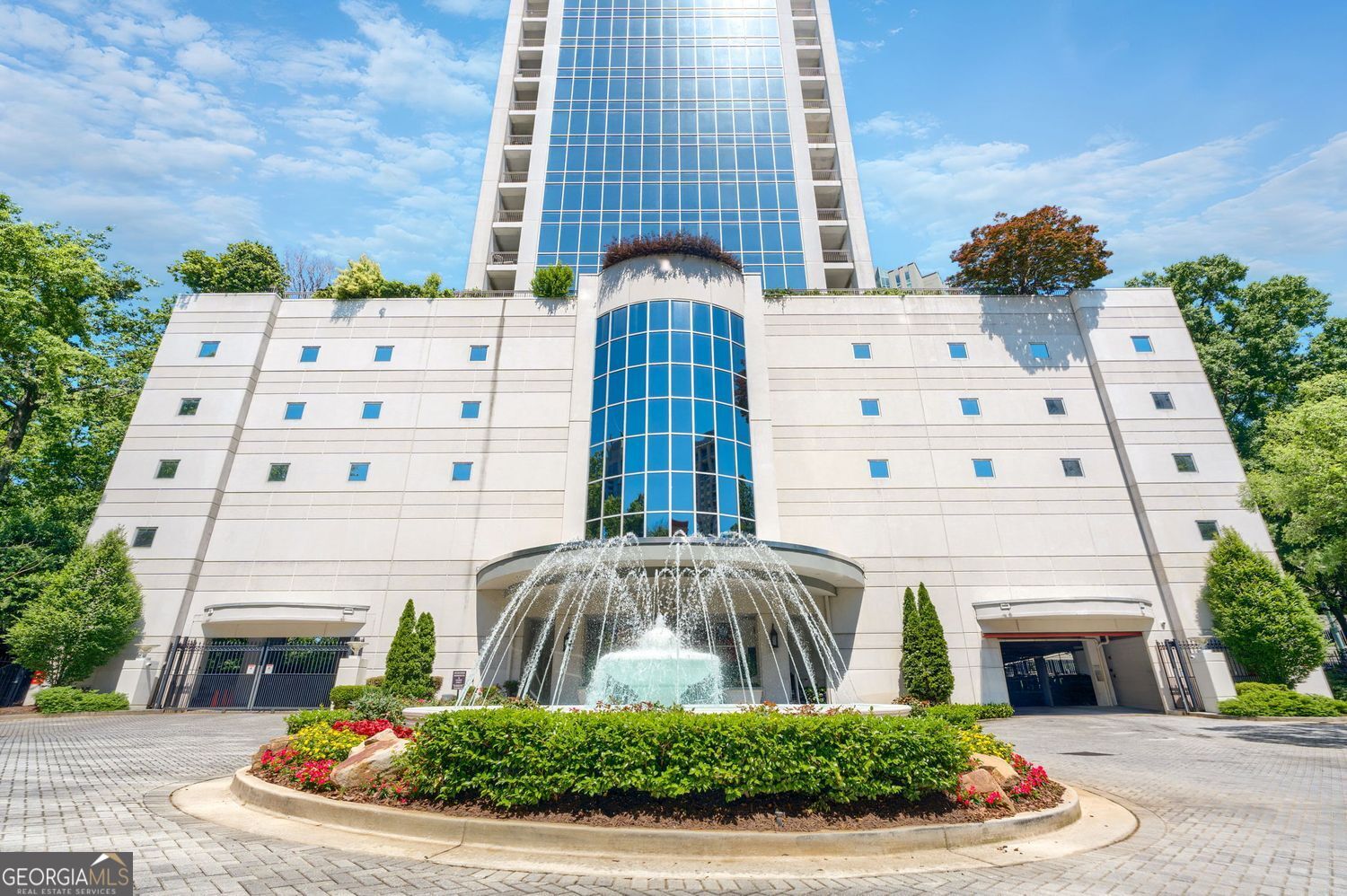 2828 Peachtree Road NW Atlanta GA 30305