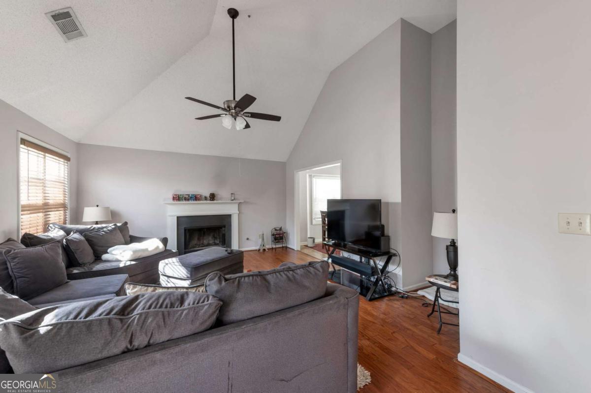 320 Jamaica Cove SW Marietta GA 30008