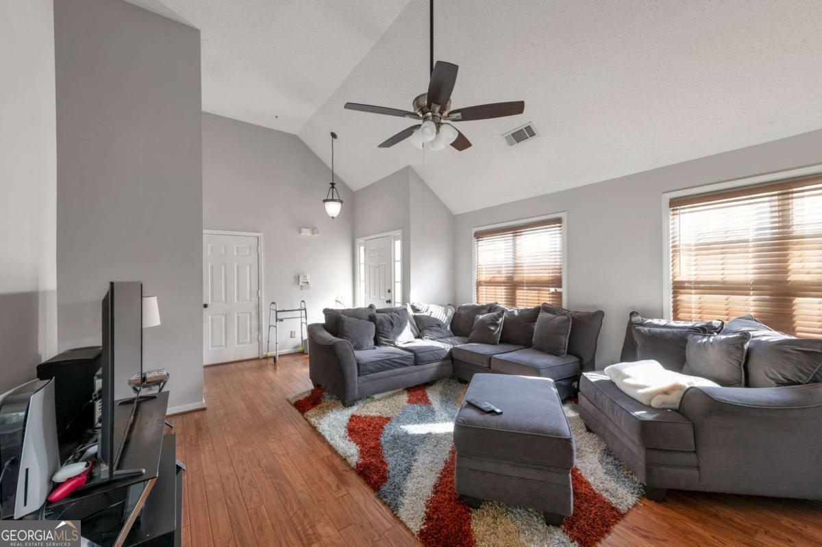320 Jamaica Cove SW Marietta GA 30008