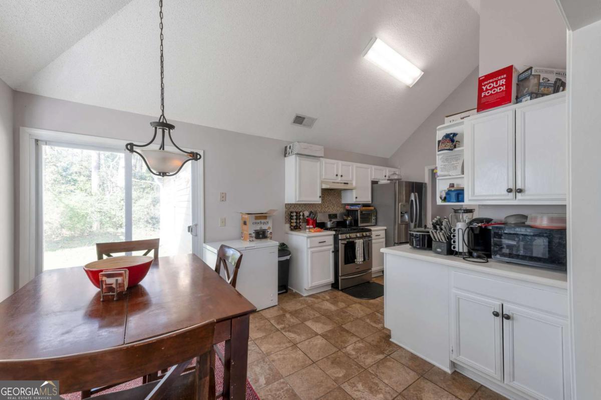 320 Jamaica Cove SW Marietta GA 30008