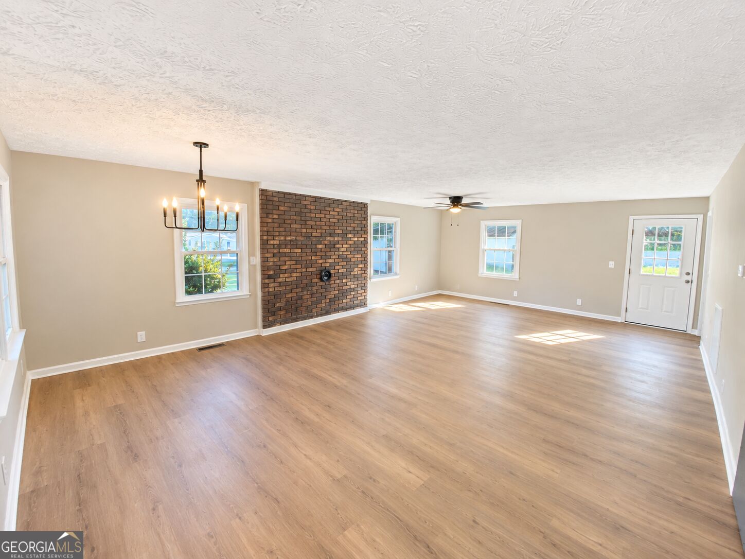 348 Knottywood Drive Lavonia GA 30553