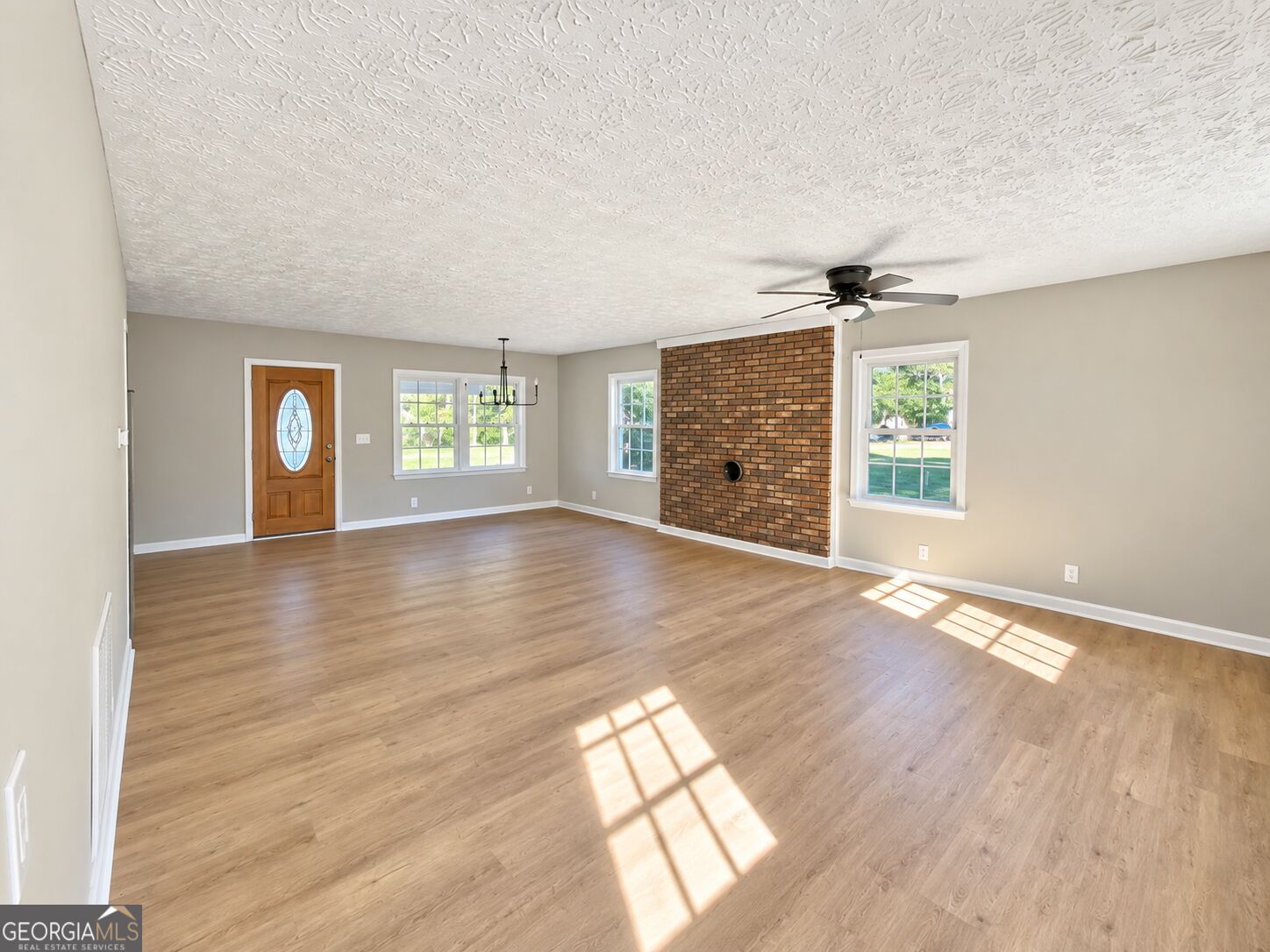 348 Knottywood Drive Lavonia GA 30553