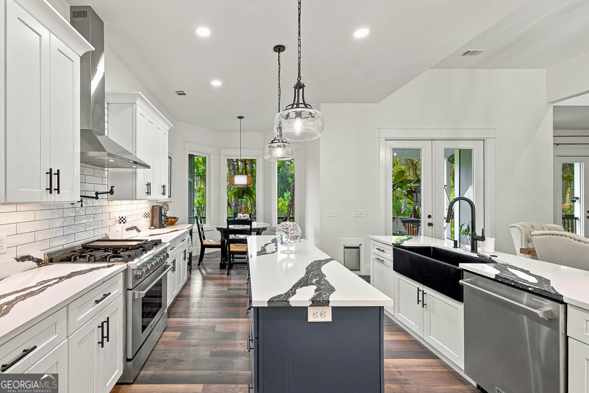 100 Virginia St. Simons Island GA 31522