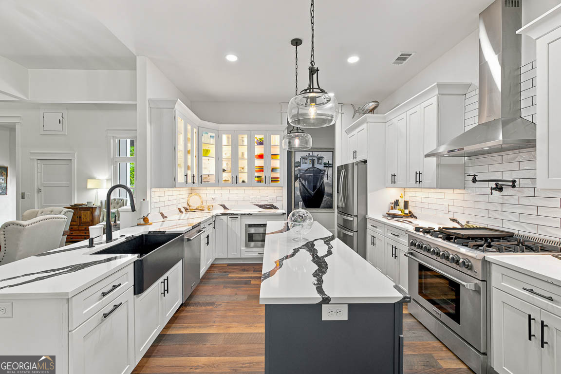100 Virginia St. Simons Island GA 31522