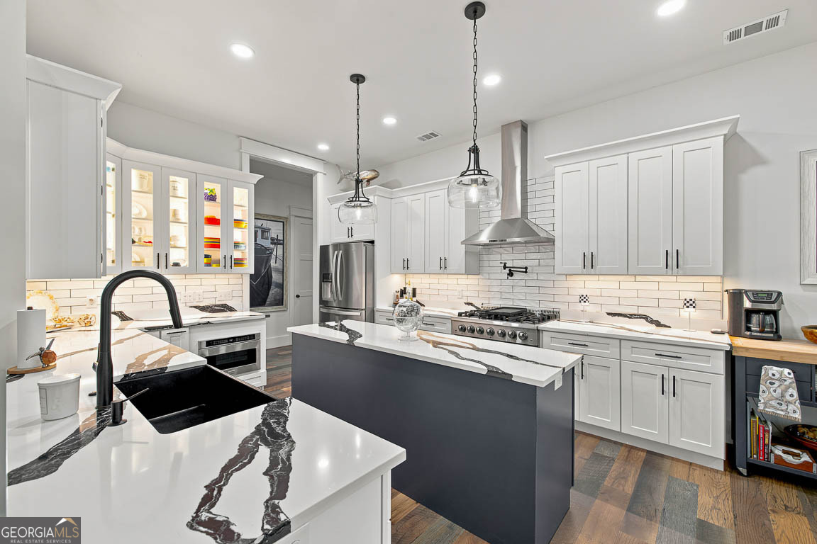 100 Virginia St. Simons Island GA 31522