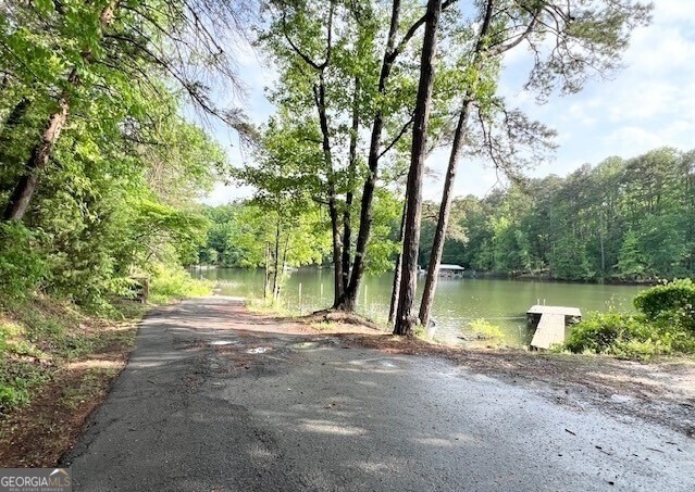 137 Cheyenne Trail Martin GA 30557