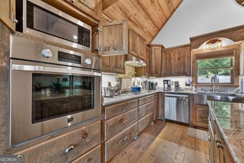 274 Hot House Drive Mineral Bluff GA 30559