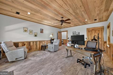 274 Hot House Drive Mineral Bluff GA 30559