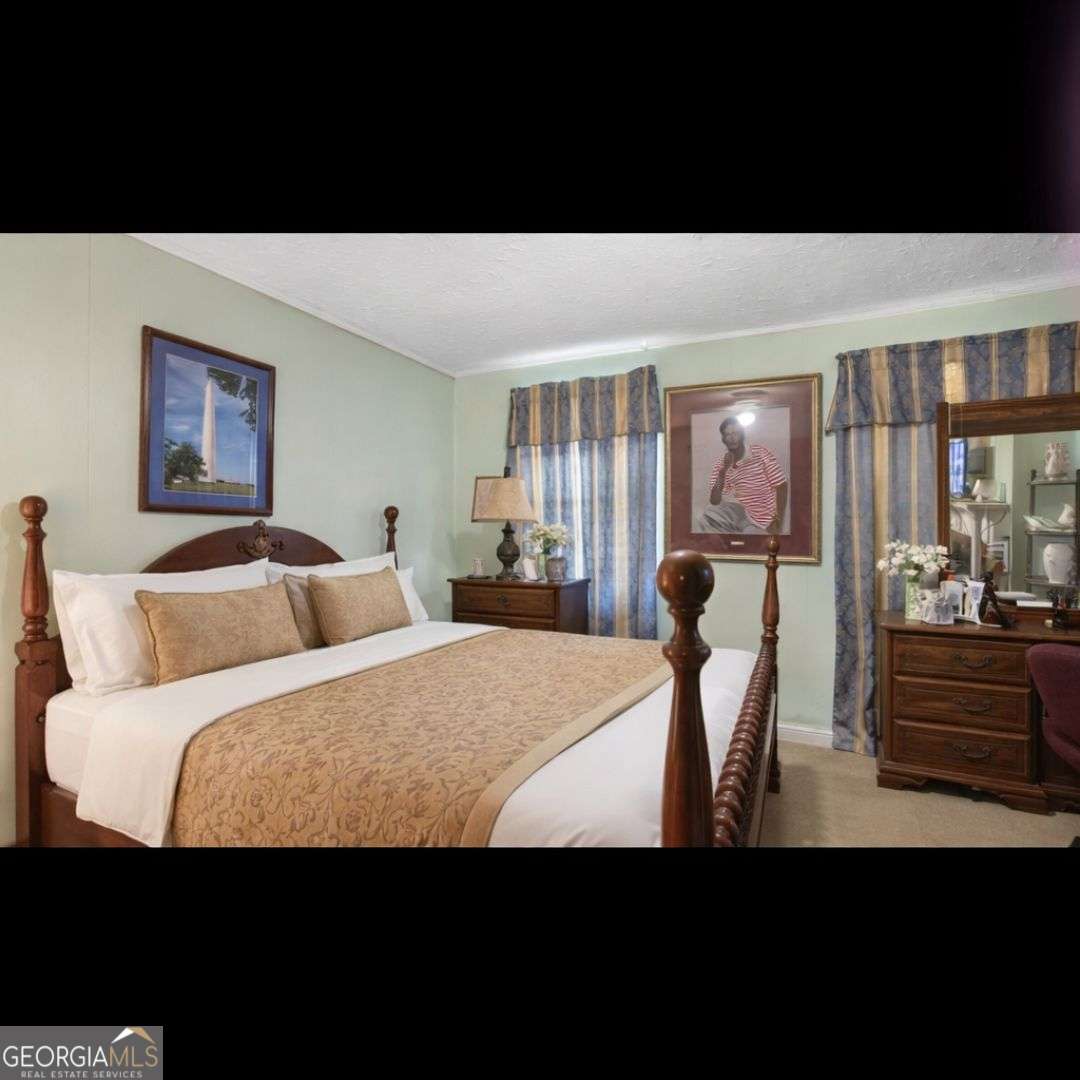 223 W 38th Street Savannah GA 31401