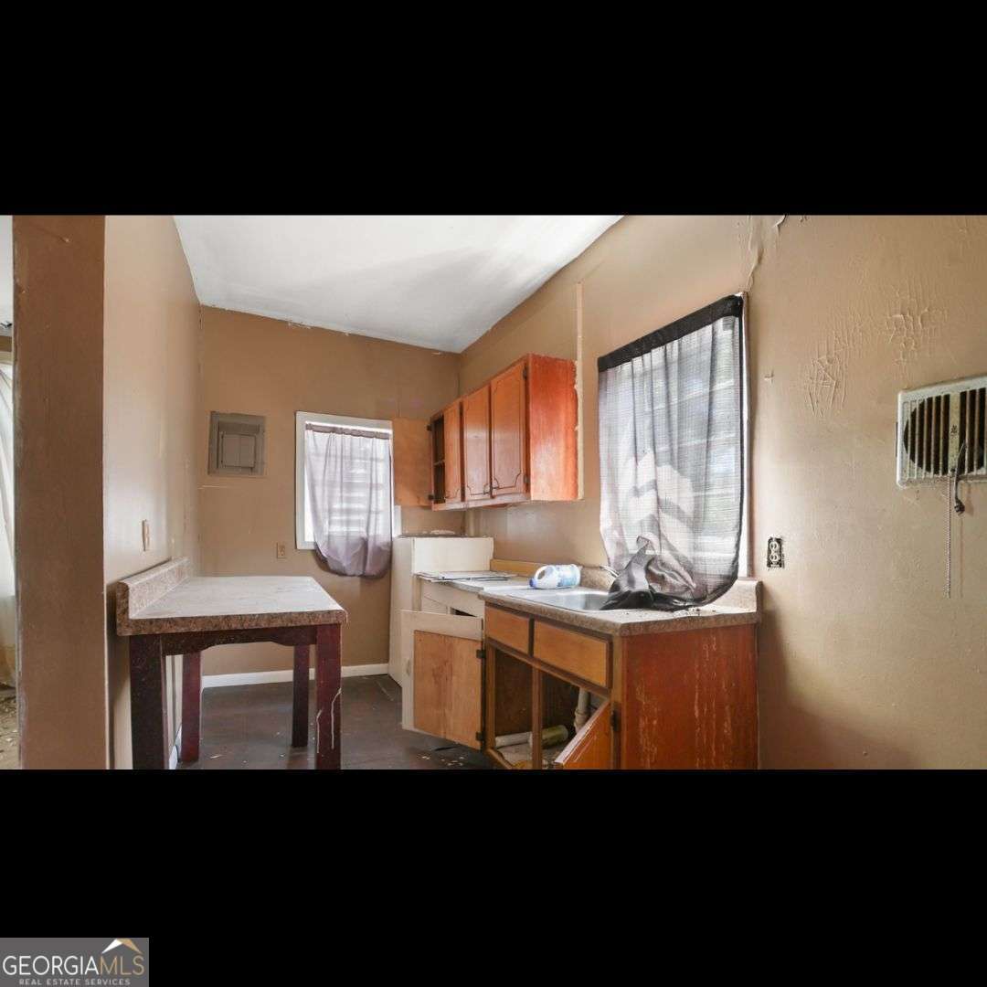 223 W 38th Street Savannah GA 31401