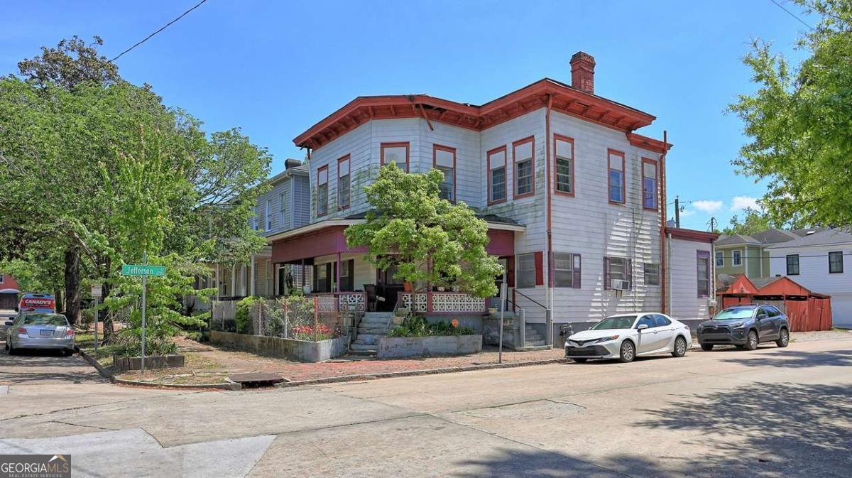 223 W 38th Street Savannah GA 31401