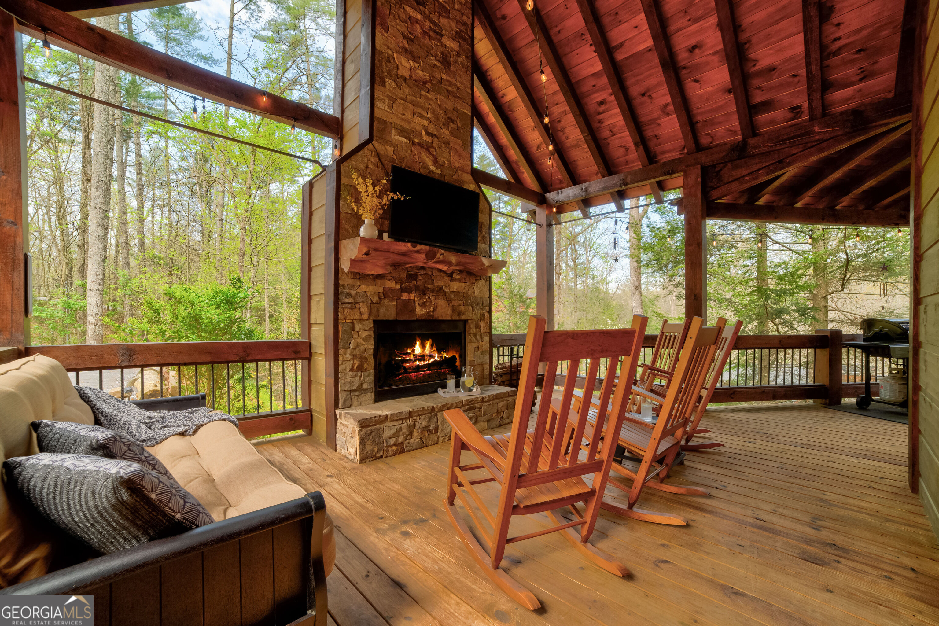 136 Gallery Court Ellijay GA 30540