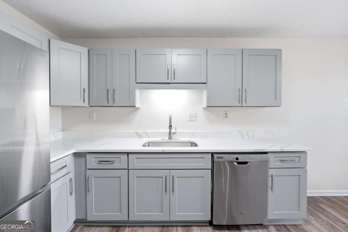 507 Garden Court Atlanta GA 30328