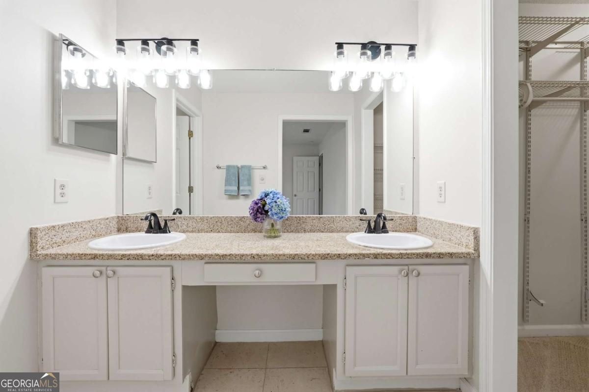 507 Garden Court Atlanta GA 30328