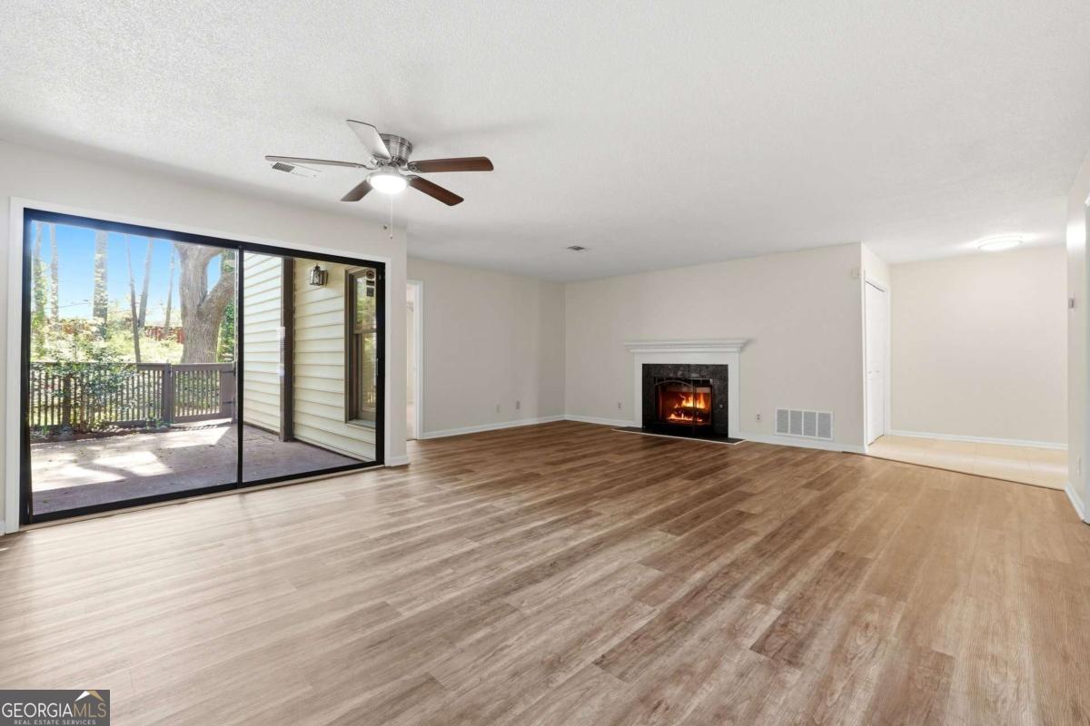 507 Garden Court Atlanta GA 30328