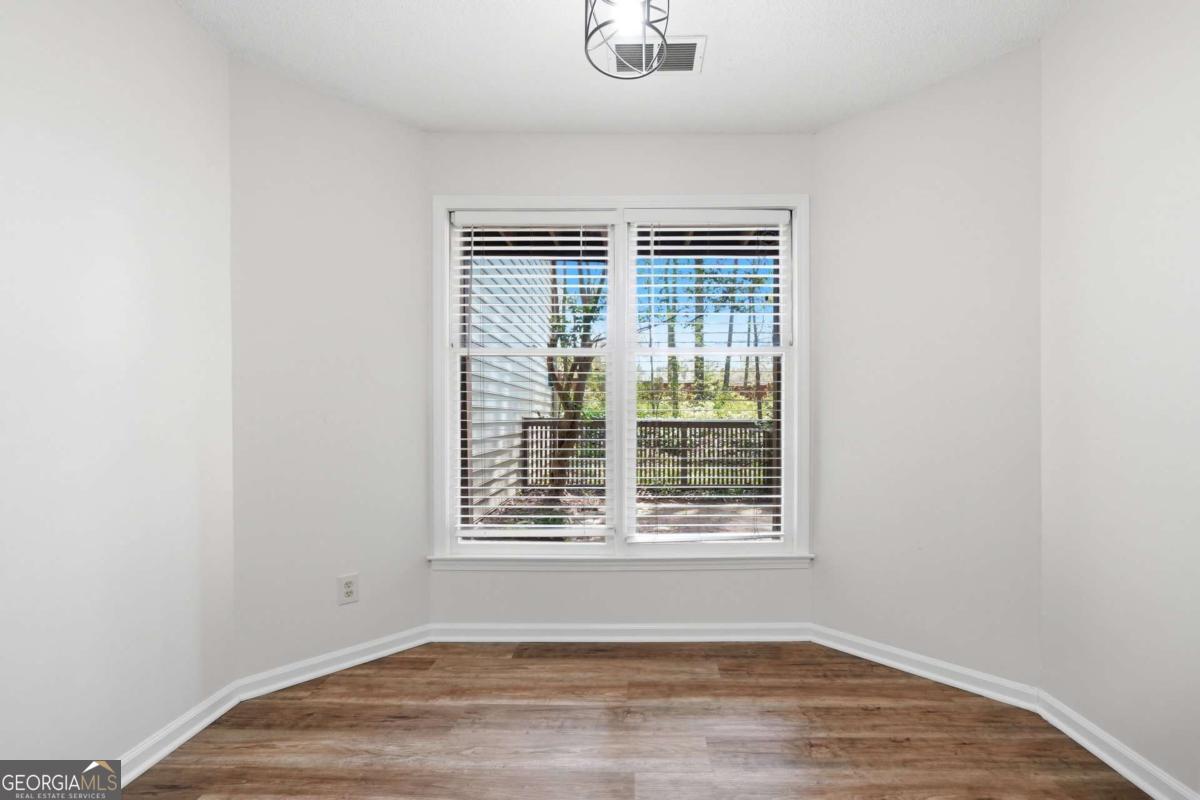 507 Garden Court Atlanta GA 30328