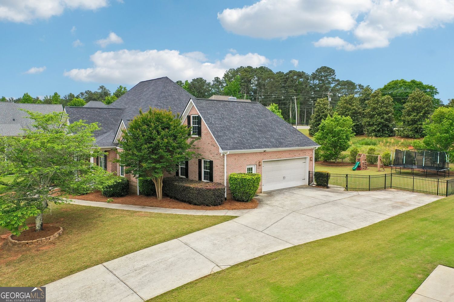 807 Kennedy Court Loganville GA 30052