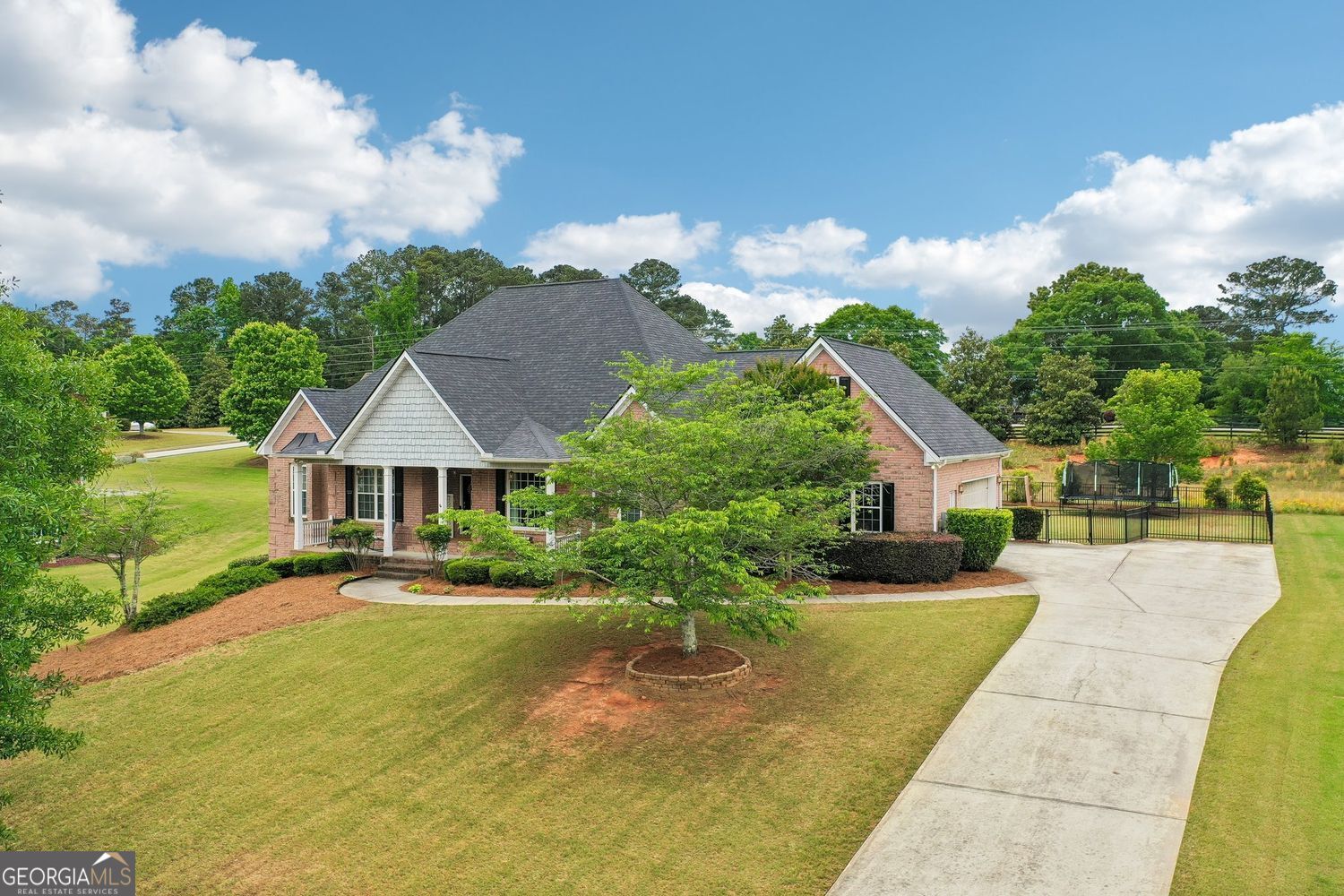 807 Kennedy Court Loganville GA 30052