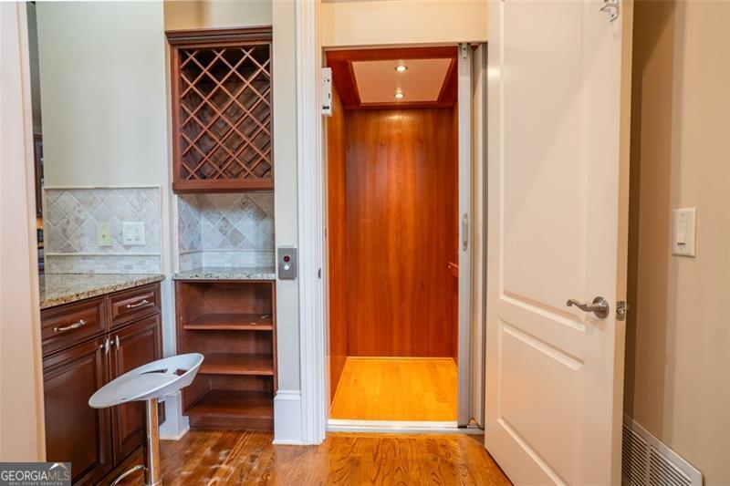 2267 Valla Parc Court Marietta GA 30062