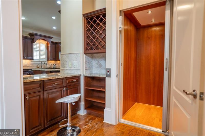 2267 Valla Parc Court Marietta GA 30062