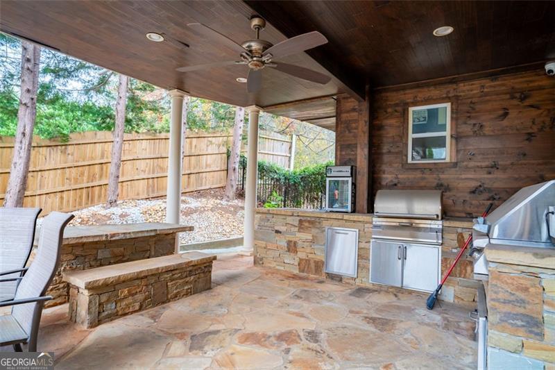 2267 Valla Parc Court Marietta GA 30062