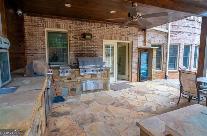 2267 Valla Parc Court Marietta GA 30062