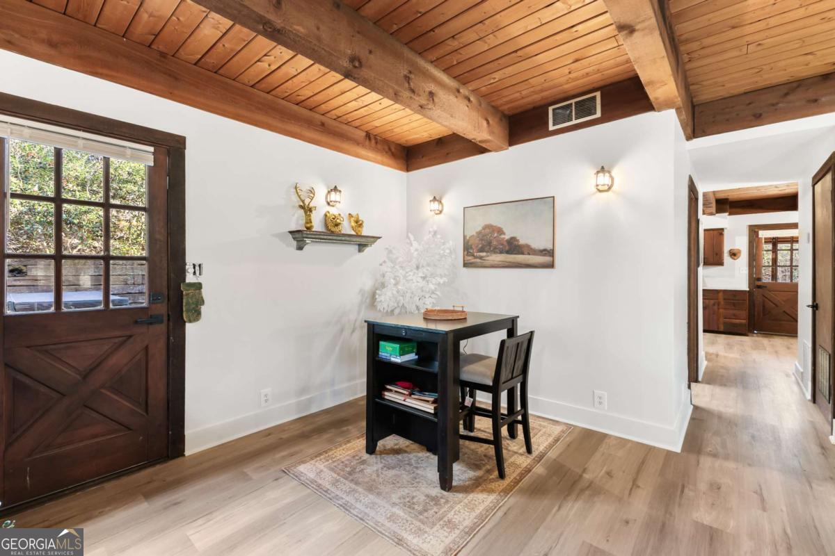 40 Kaceys Lane Helen GA 30545