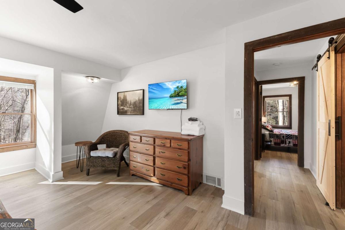 40 Kaceys Lane Helen GA 30545