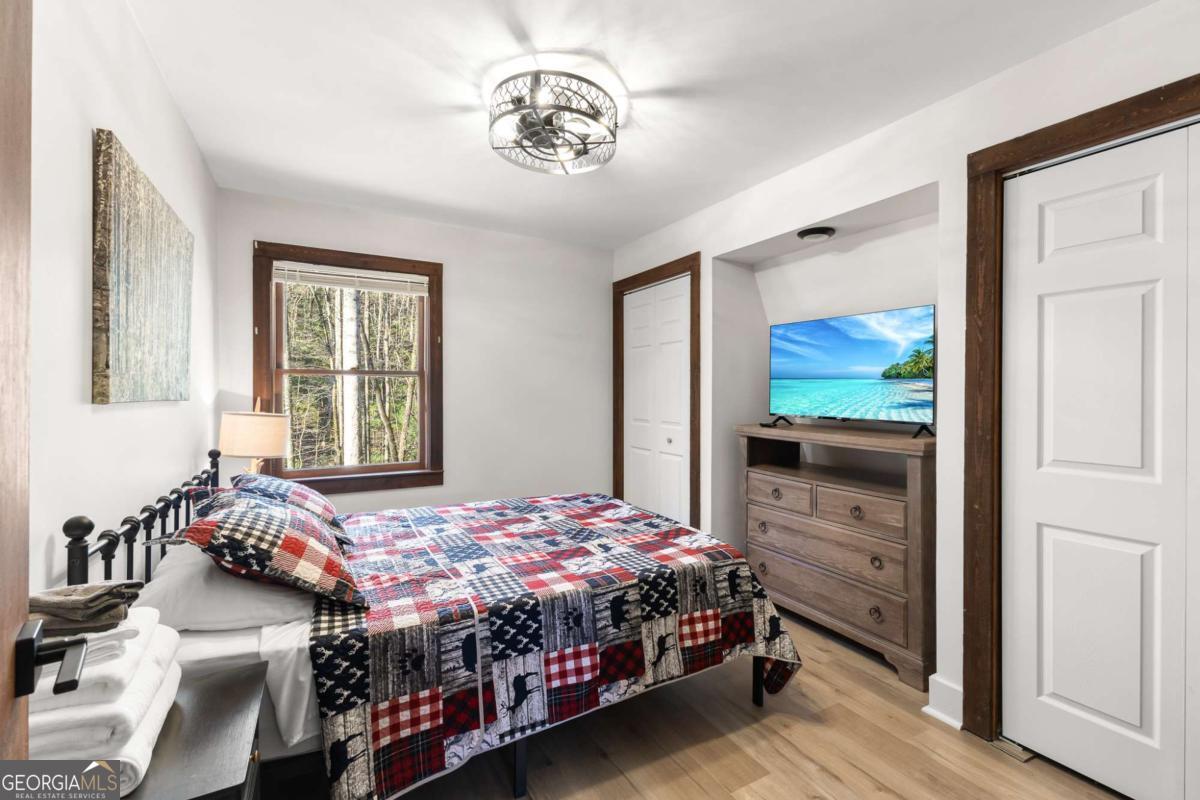 40 Kaceys Lane Helen GA 30545