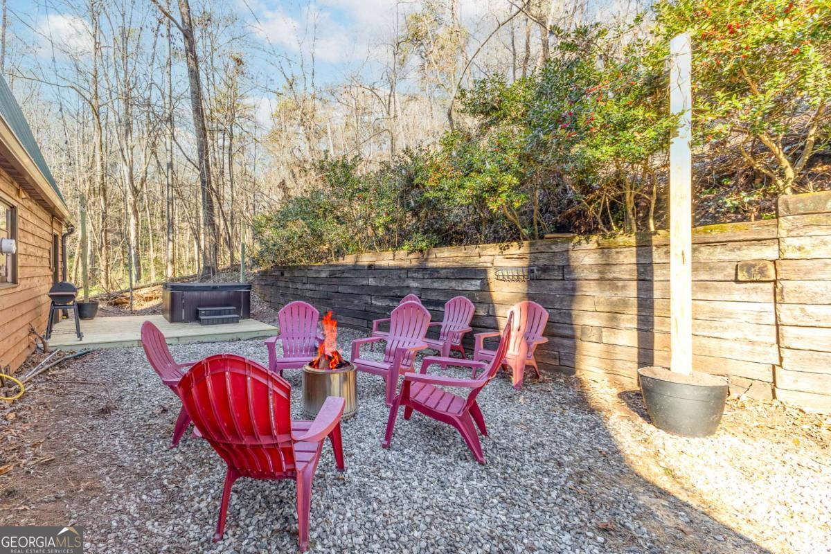 40 Kaceys Lane Helen GA 30545