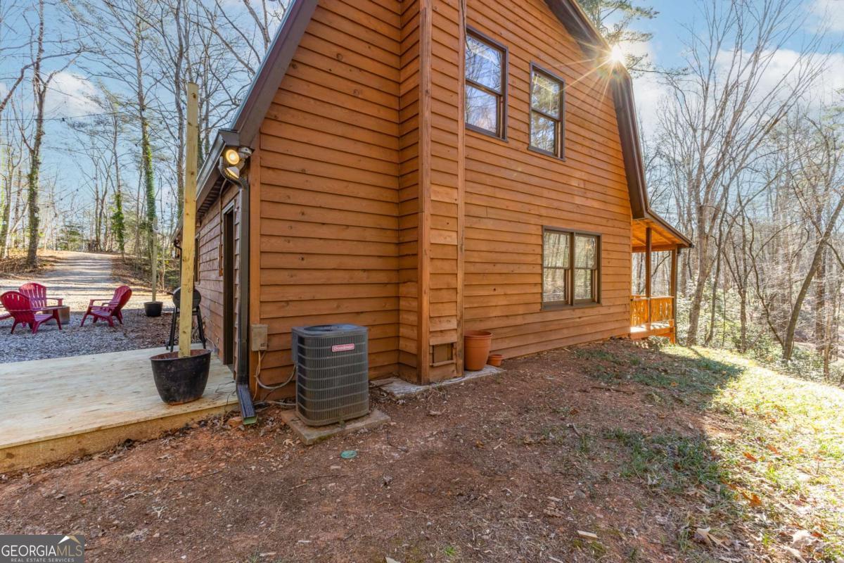 40 Kaceys Lane Helen GA 30545