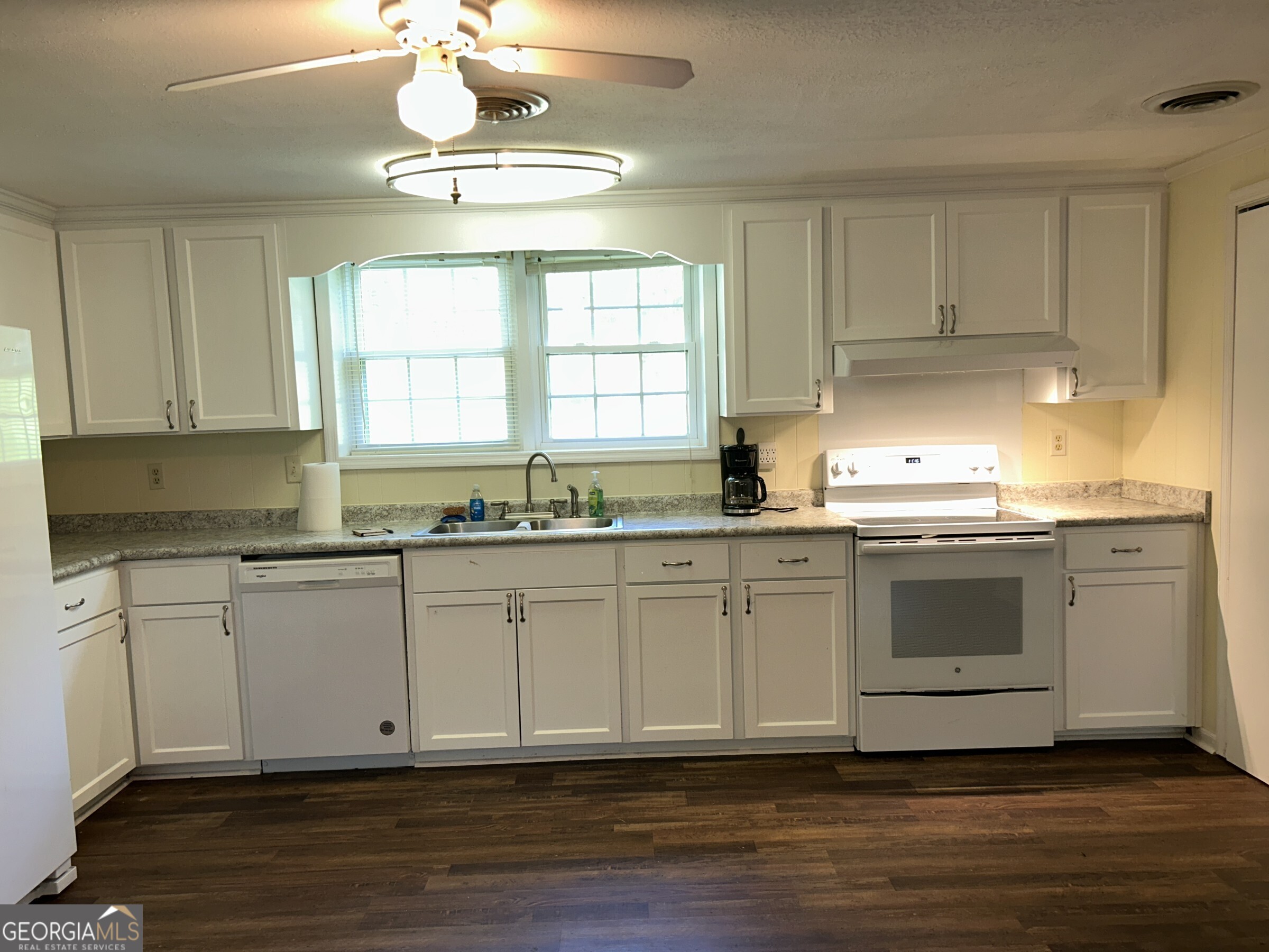 205 22 W Highway Milledgeville GA 31061